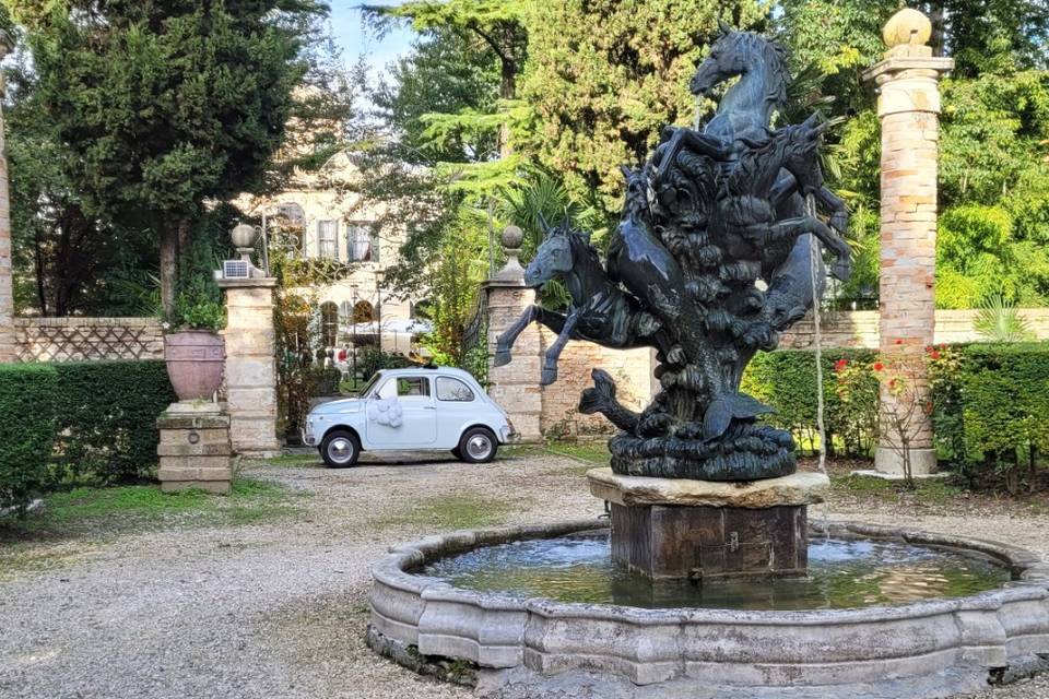 Fiat 500 wedding