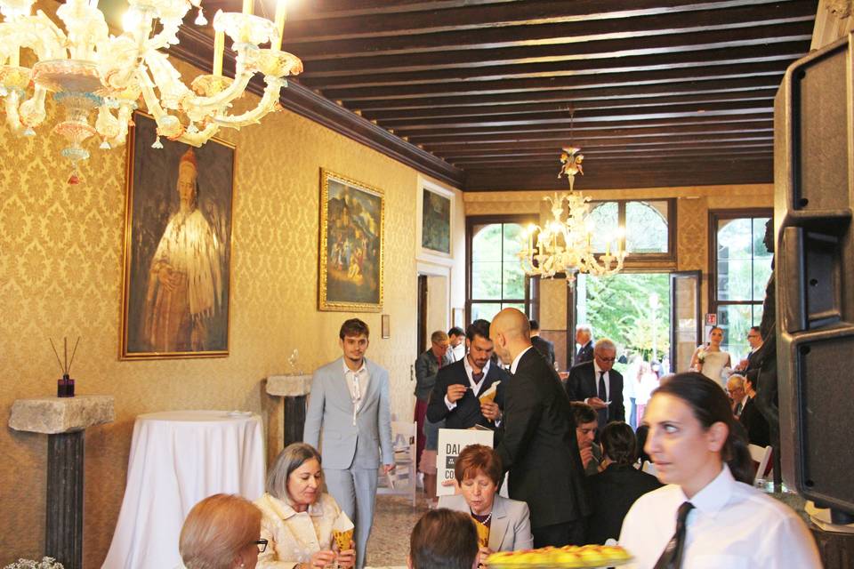 Buffet in Villa