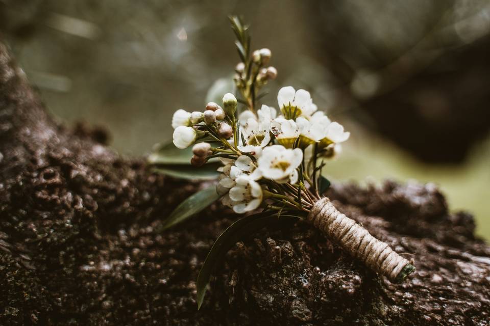 Bottoniera fiore di cera