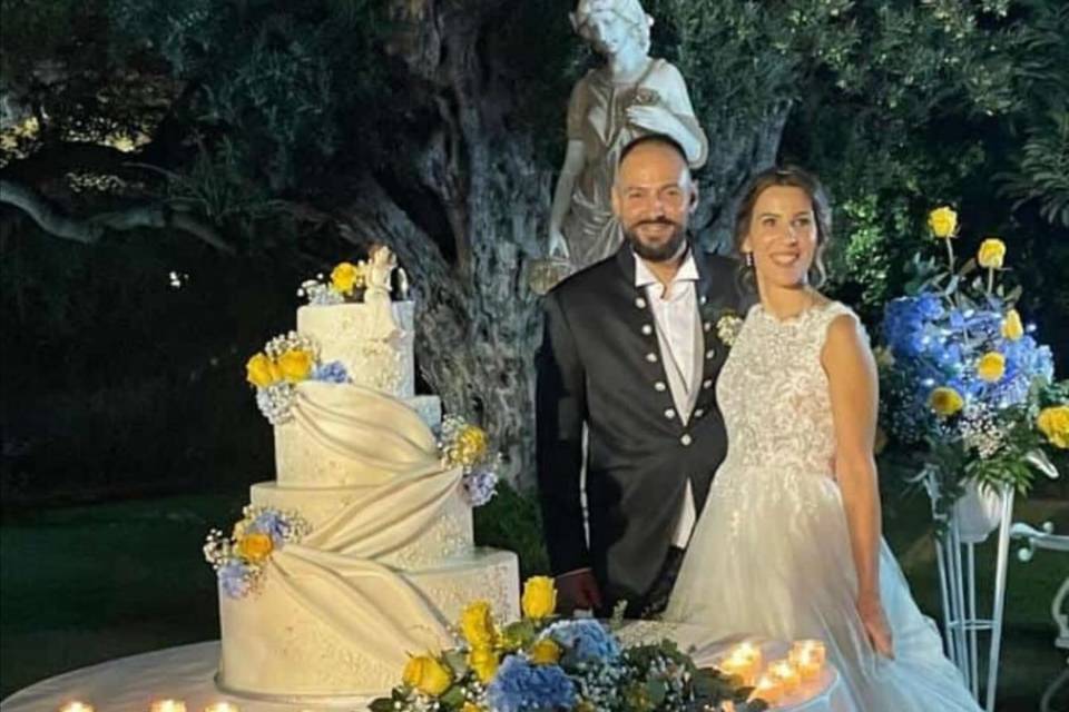 Il momento del taglio torta