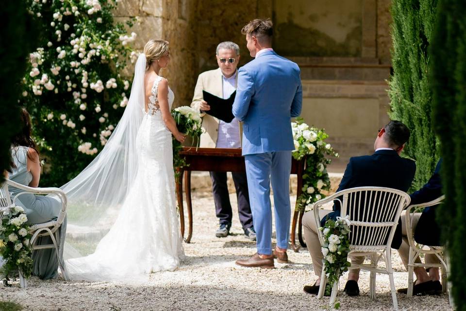 Destination wedding in Umbria