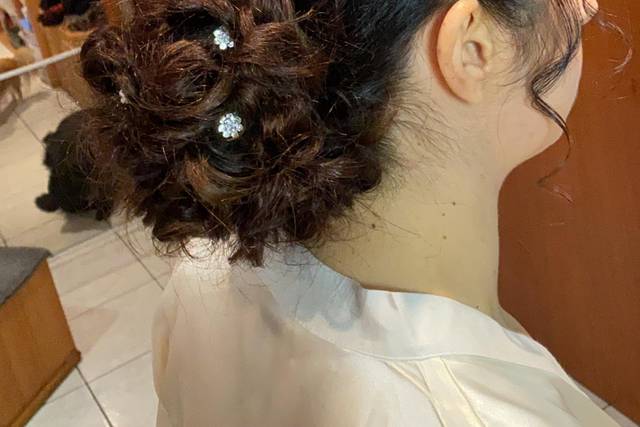 Chignon con fiori