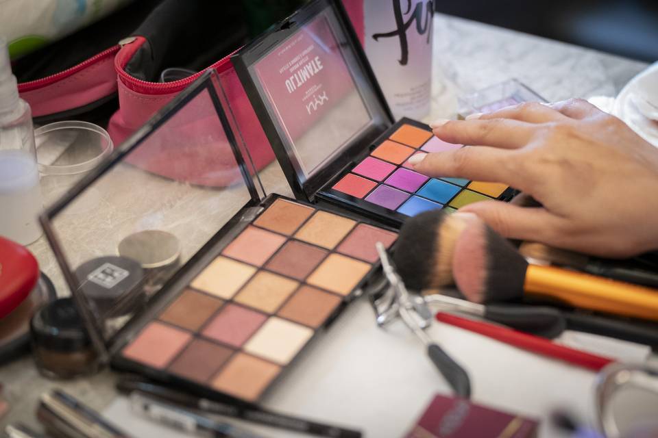 Make-up