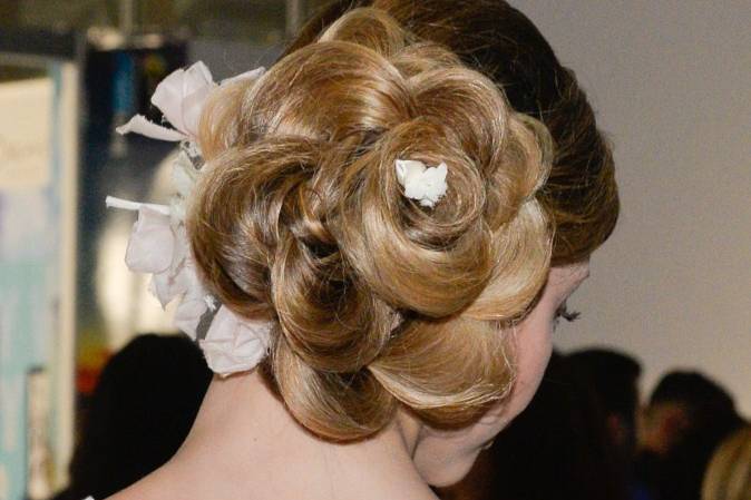 Rose chignon