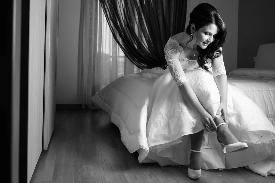 Bride black & white
