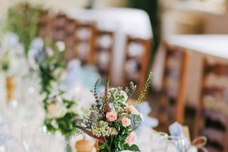 Apulia Waiters and Service