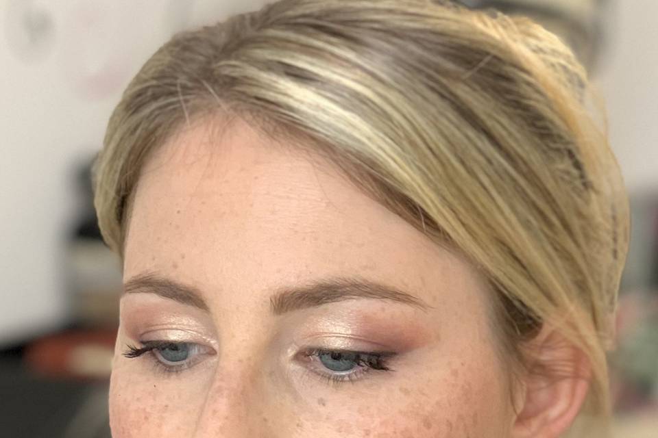 Trucco sposa occhi azzurri