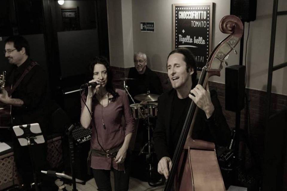 Maclaro Cafe