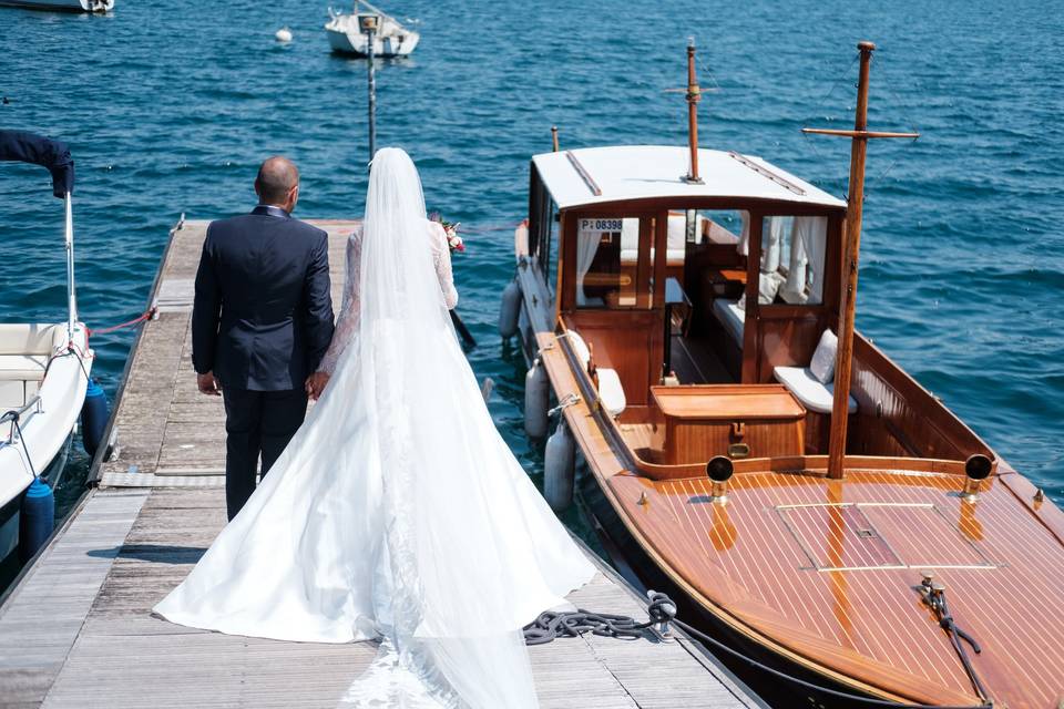 Matrimonio in riva al lago