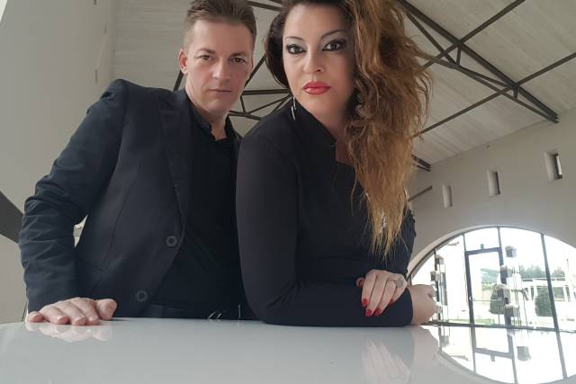 Nicla & Enzo Music Live