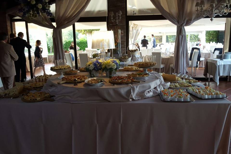 Loggia buffet