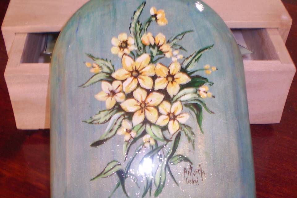 Maiolica in ceramica dipinta