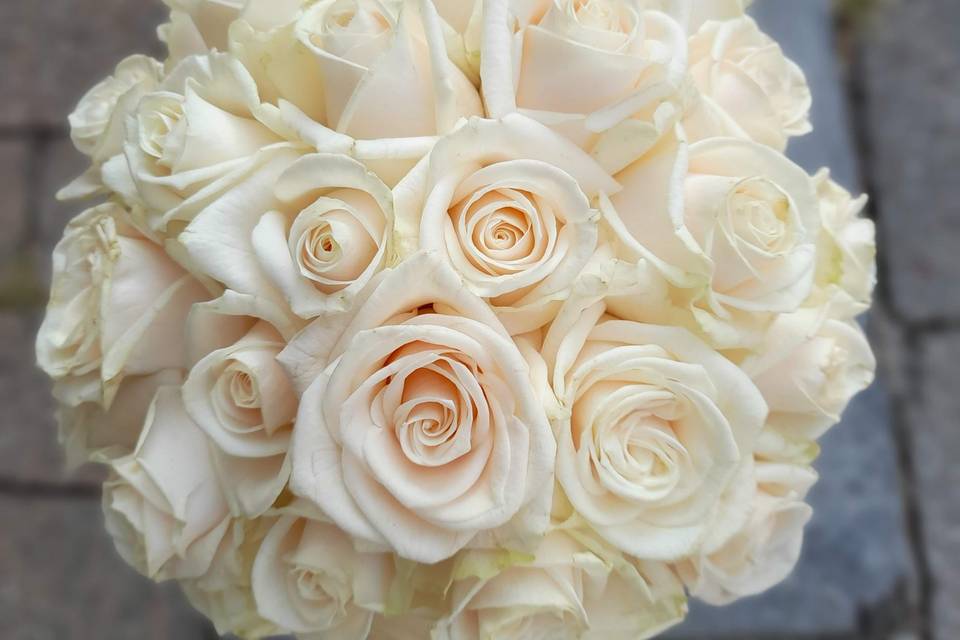 Bouquet sposa bianco e panna