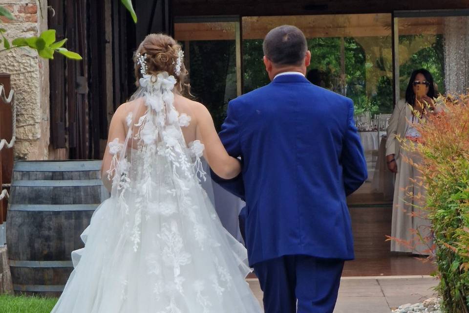 Io dietro alla sposa