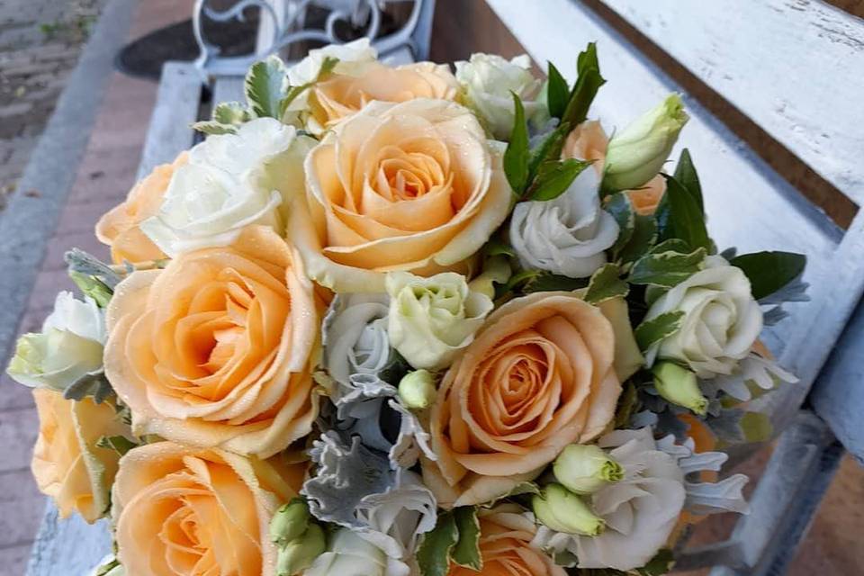 Bouquet sposa rose peach