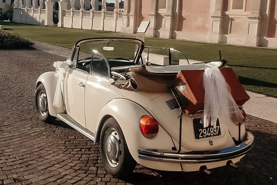 DAISY WEDDING CAR