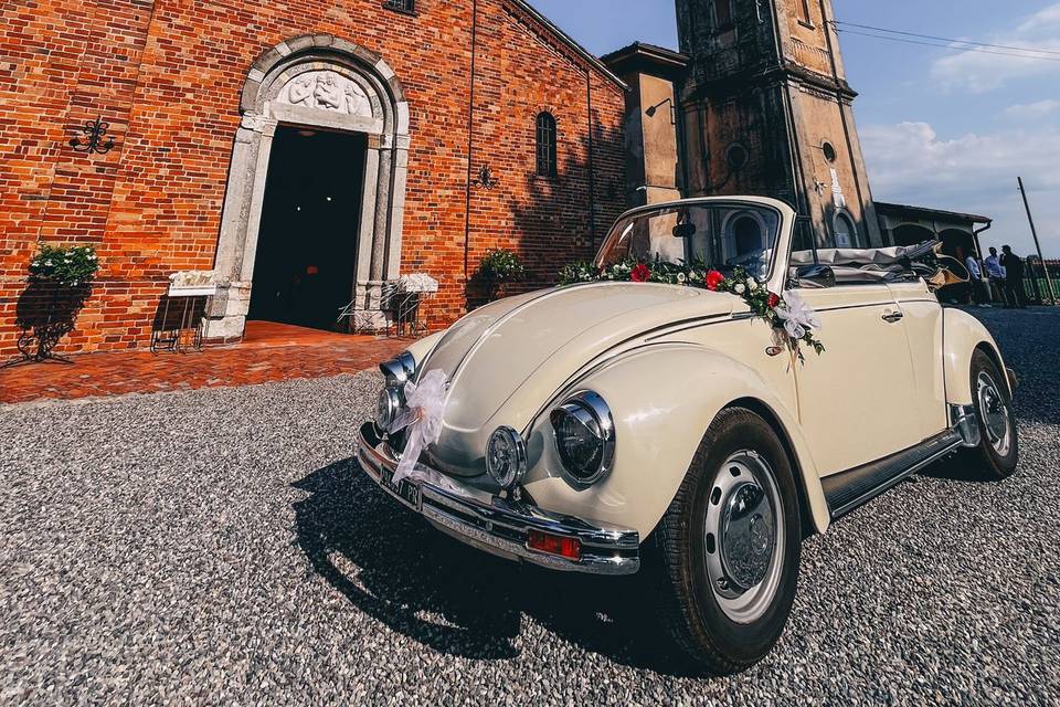 DAISY WEDDING CAR