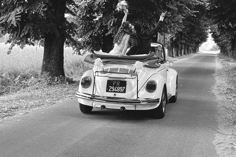 DAISY WEDDING CAR