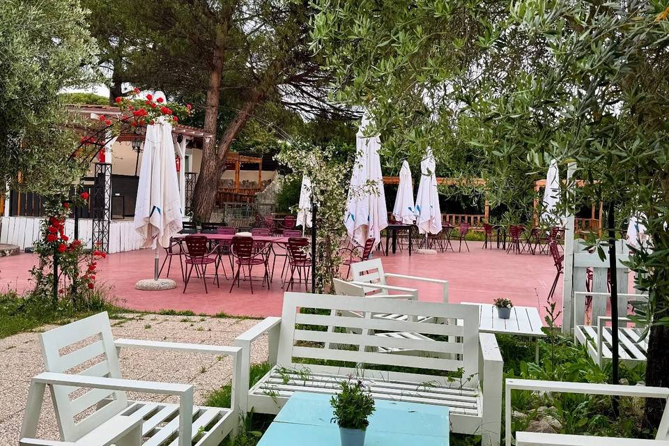 Lian Village Club