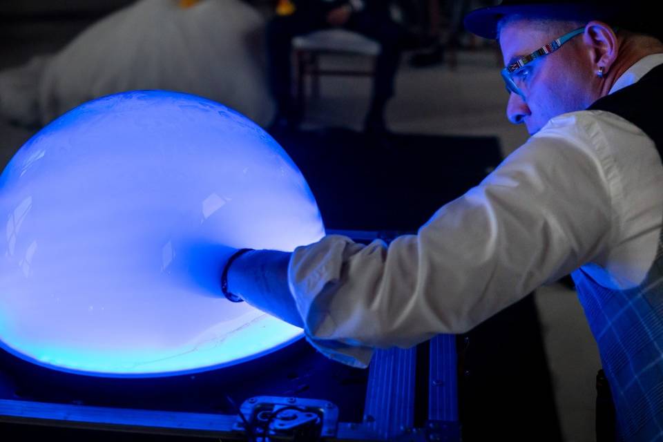 Bolla gigante di fumo