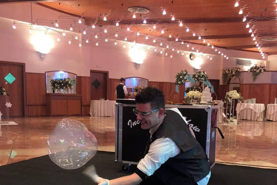 Ballo con la bolla