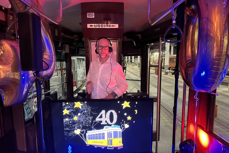 Compleanno sul Tram