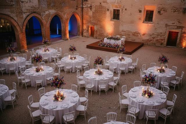 Cena in corte