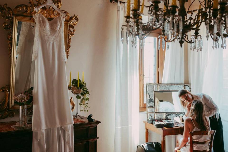 Preparazione sposa in villa