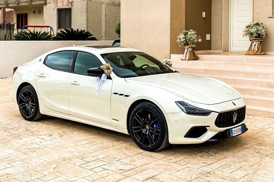 Maserati ghibli benzina
