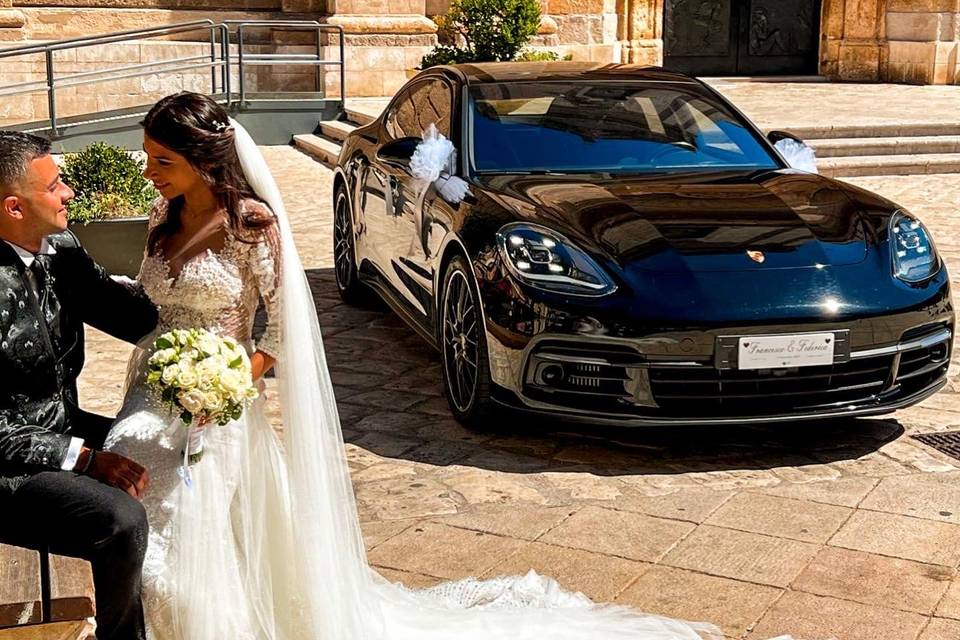 Porsche e sposi in love