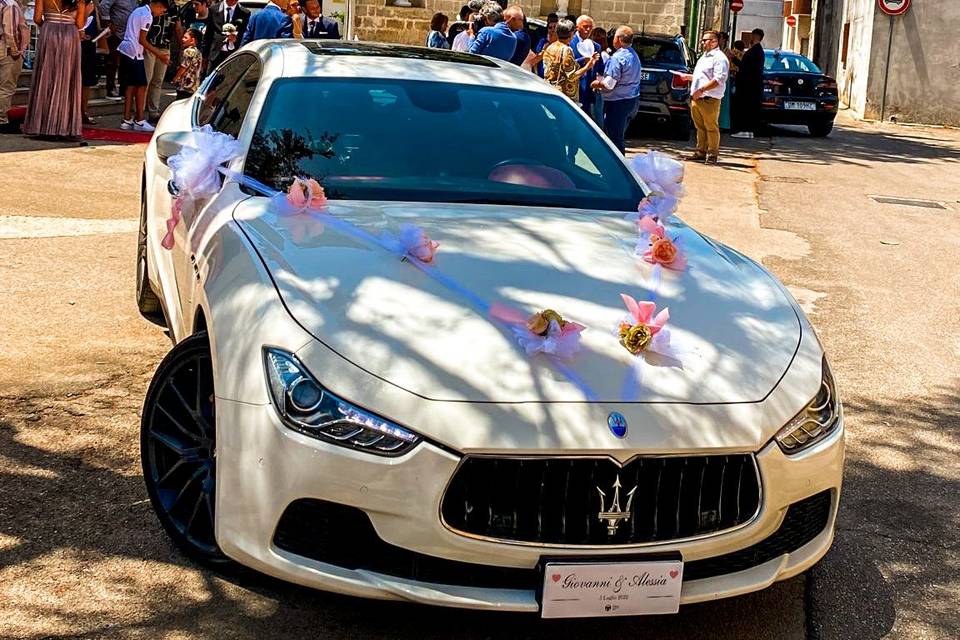 Maserati ghibli bianca