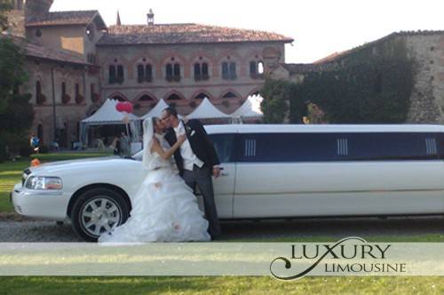 Luxury limousine per sposi