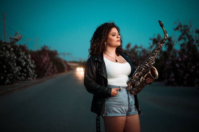 Donata Greco Sassofonista - Flautista - Cantante