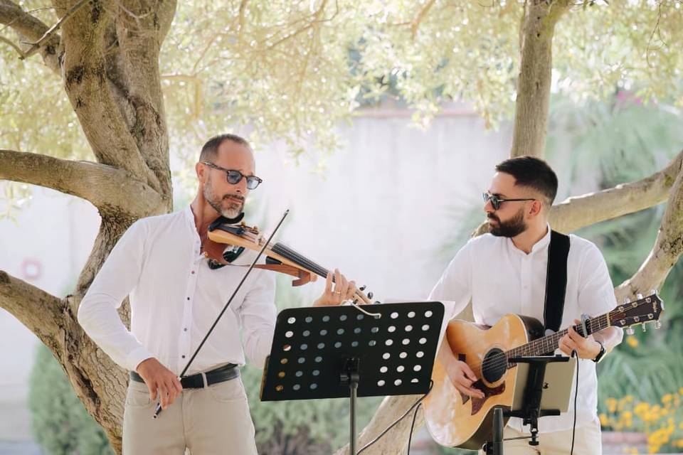 Chitarra e Violino aperitivo