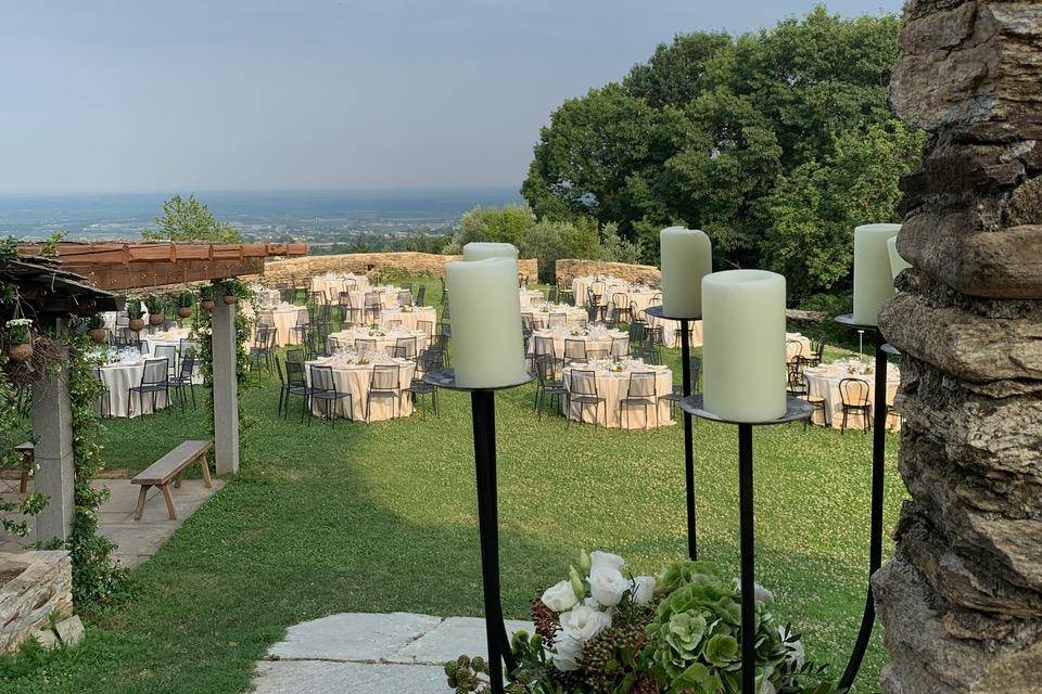 Cena su giardino