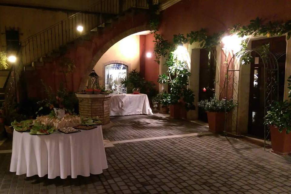 Serata al cortile del pozzo