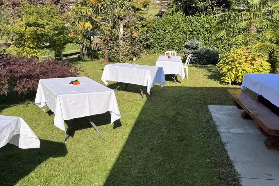 Buffet giardino