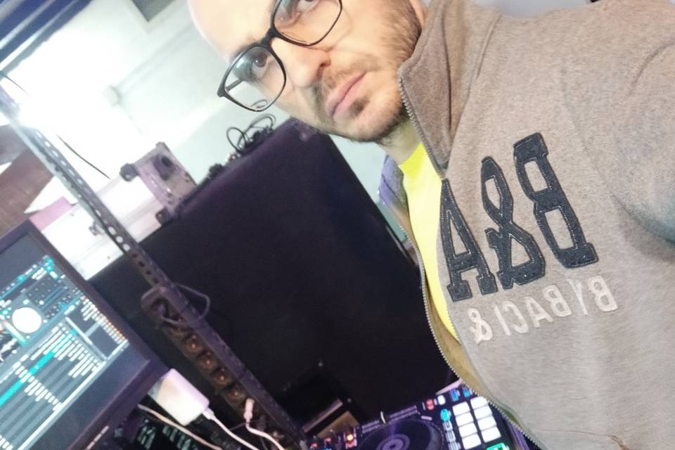 XenemyX dj and Ciocciati Band