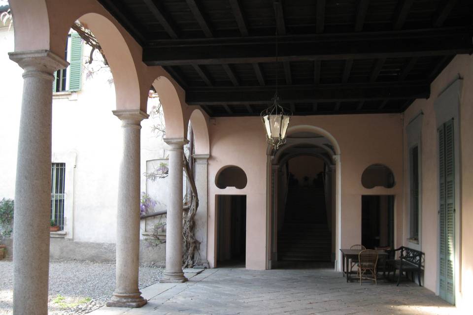 Portico a 4 colonne