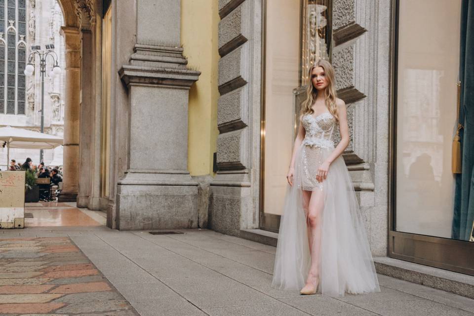 Abito corto sposa