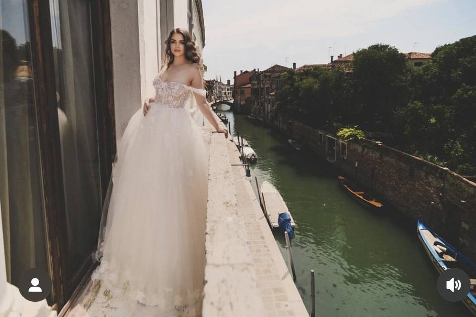 Venezia sposa ancheita