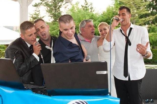 Il karaoke dello sposo