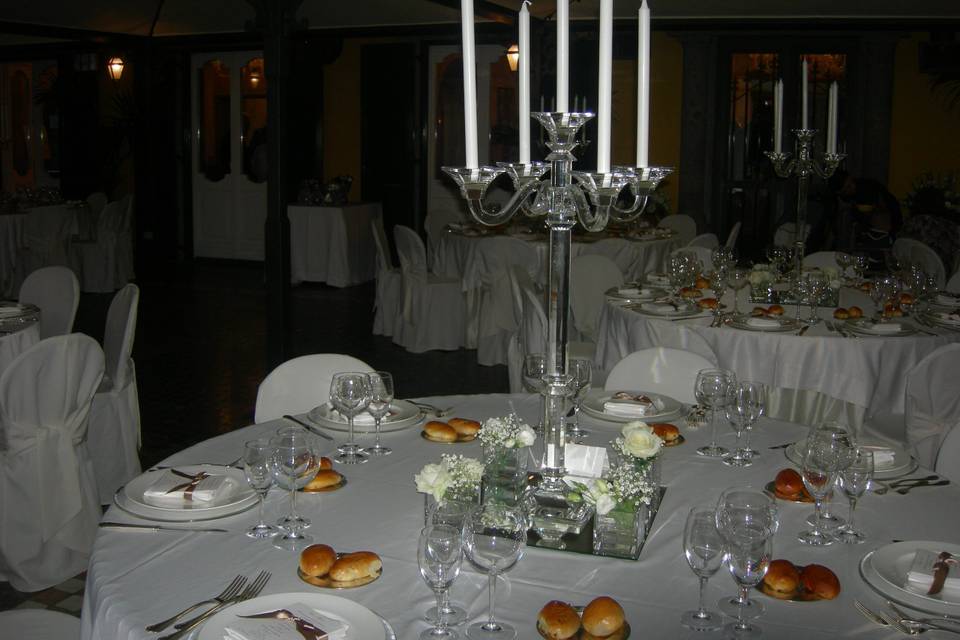 Candelabro in ferro battuto