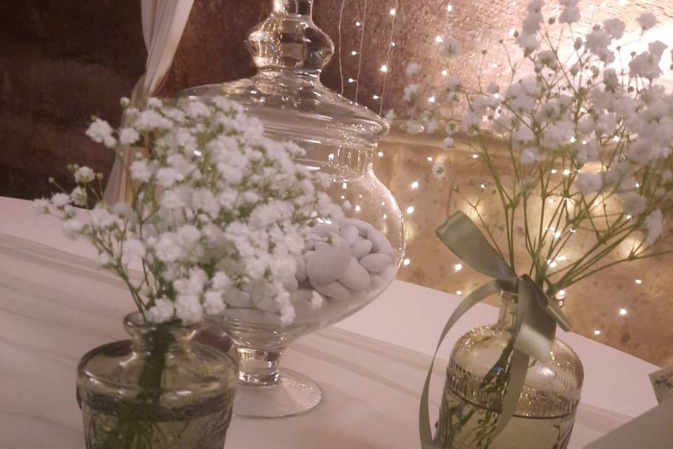 Tavolo confettata