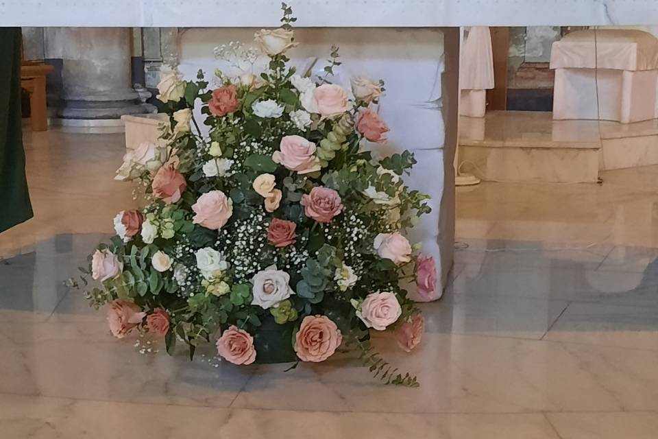 Composizione interno chiesa