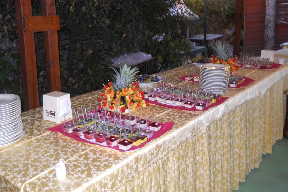 Buffet in giardino