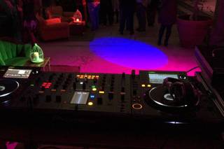 Lnz Dj Service