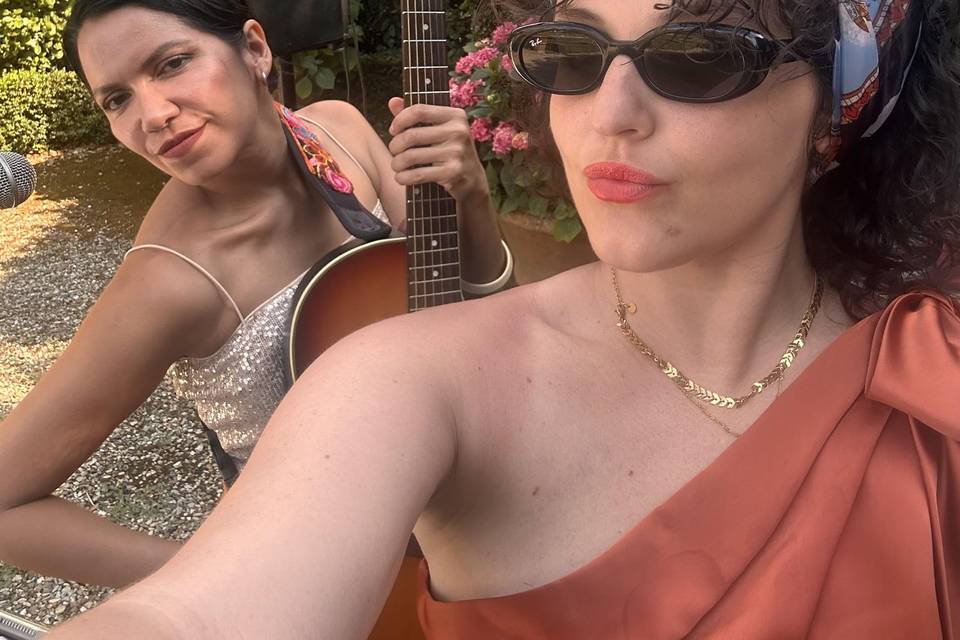 Duo acustico femminile 🎤