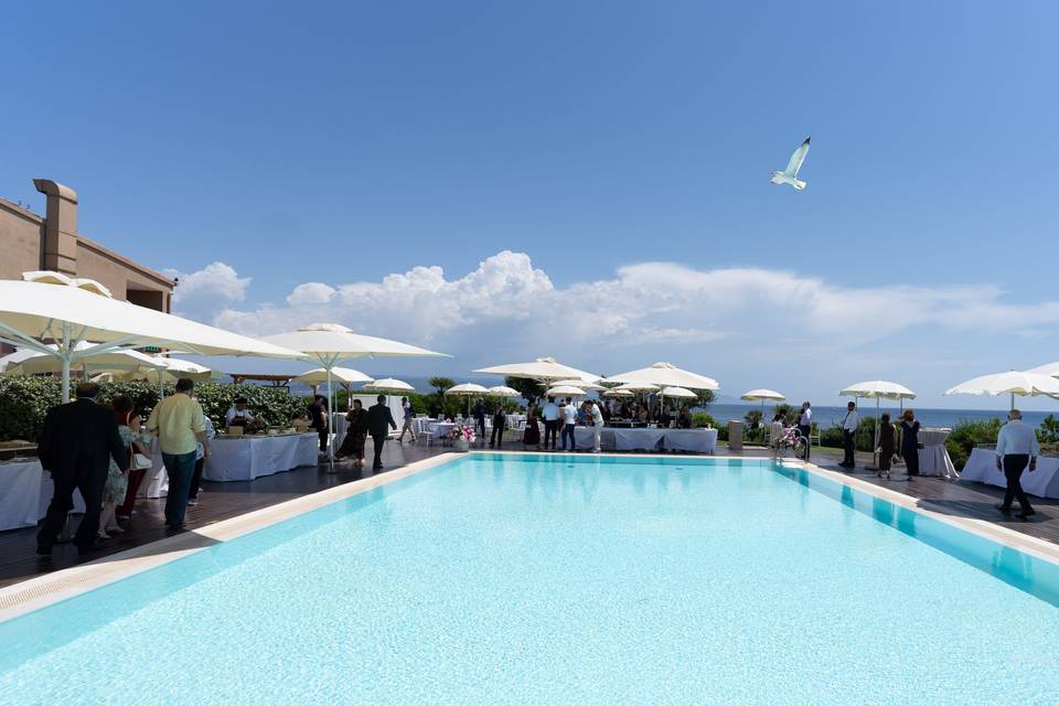 Piscina panoramica vista mare