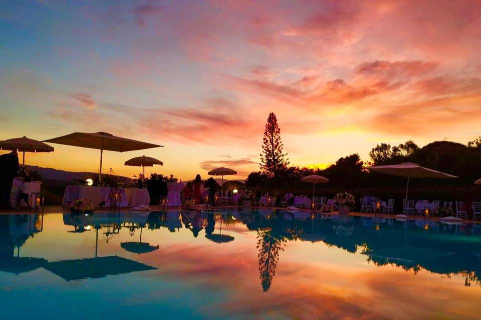 Tramonto in piscina